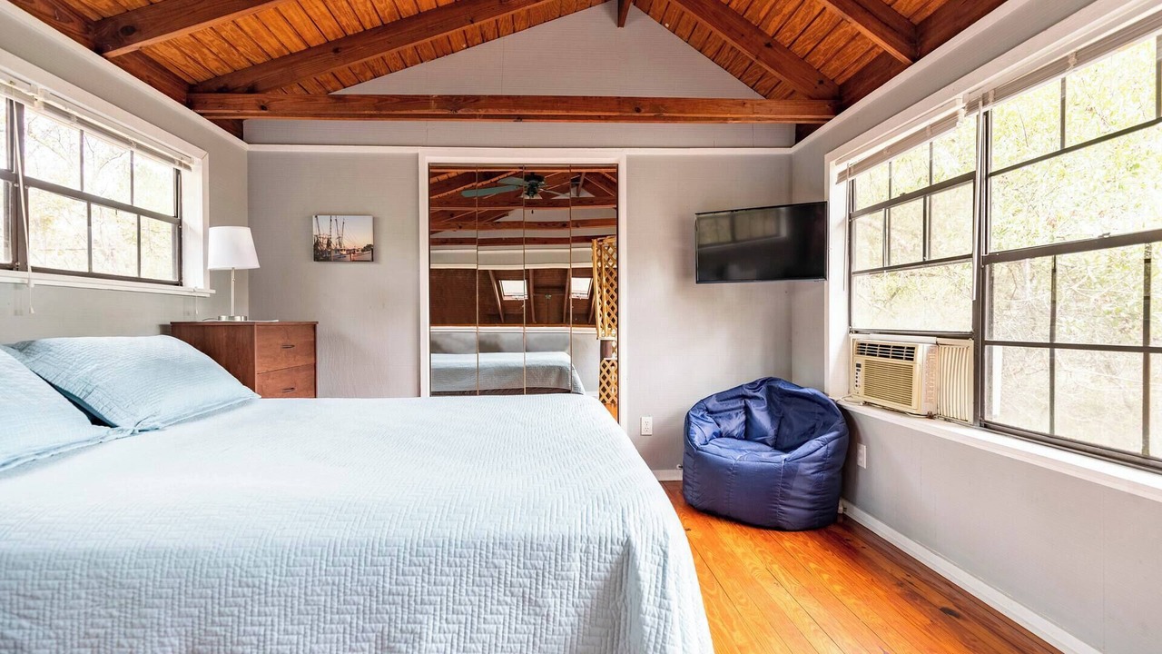 Photo of Bedroom in Sopchoppy