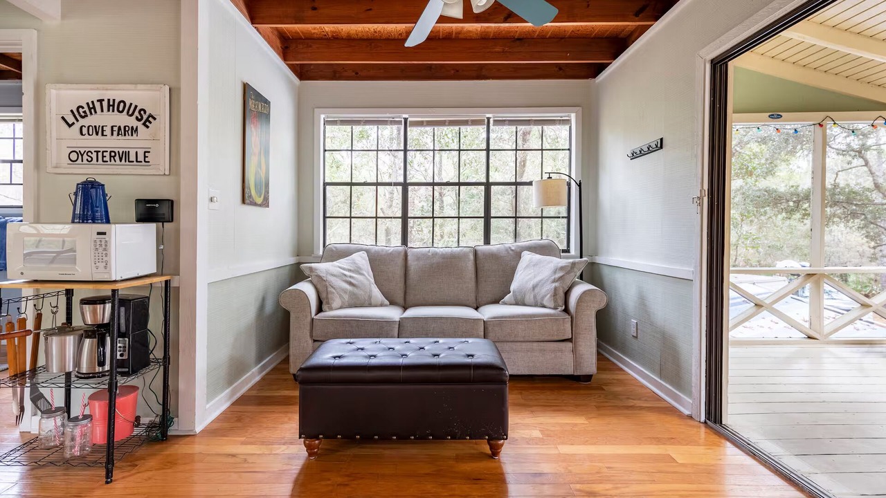 Photo of Livingroom in Sopchoppy