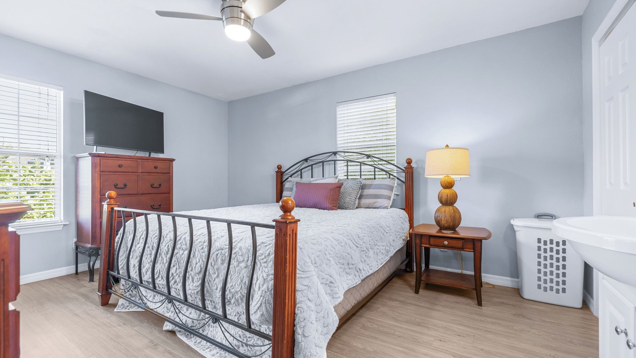 Photo of Bedroom in Pineland