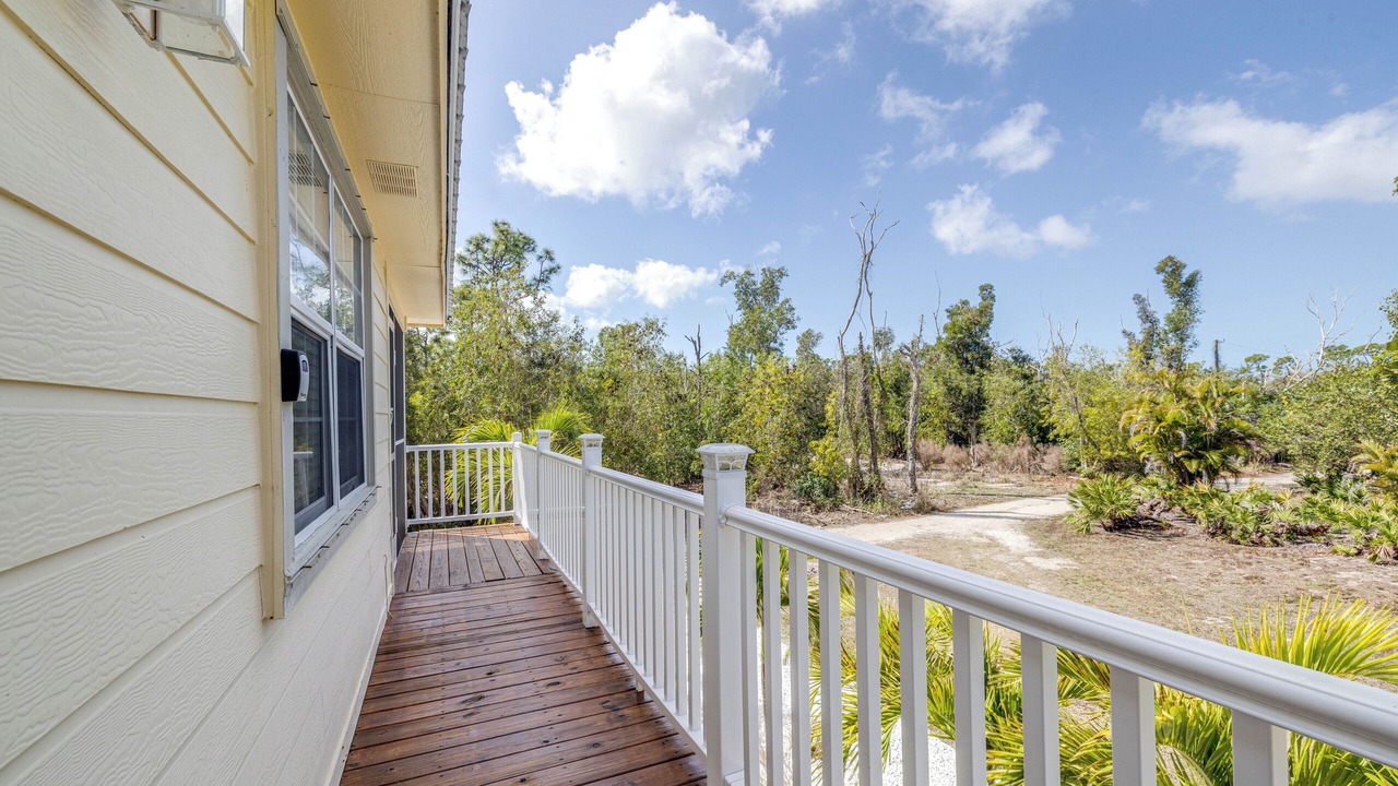 Photo of Patio Balcony in Pineland