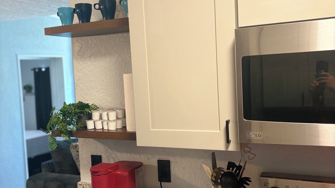 Photo of Kitchen in West Colonial
