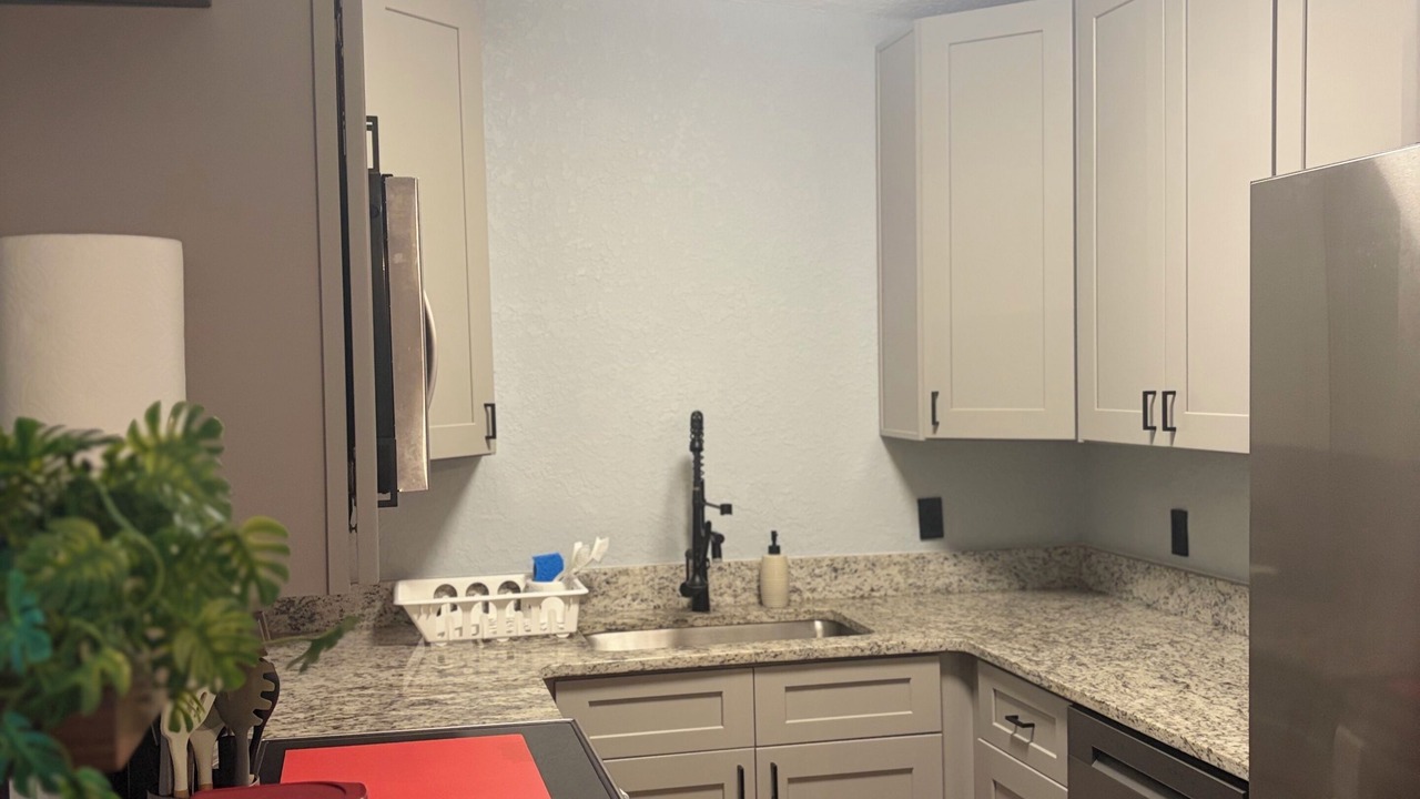 Photo of Kitchen in West Colonial