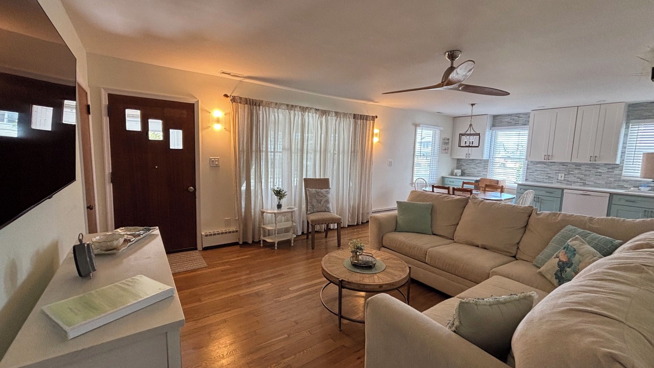 Photo of Livingroom in Brigantine