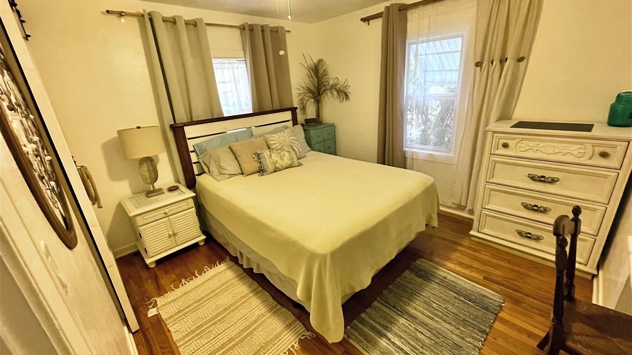 Photo of Bedroom in Gulfport