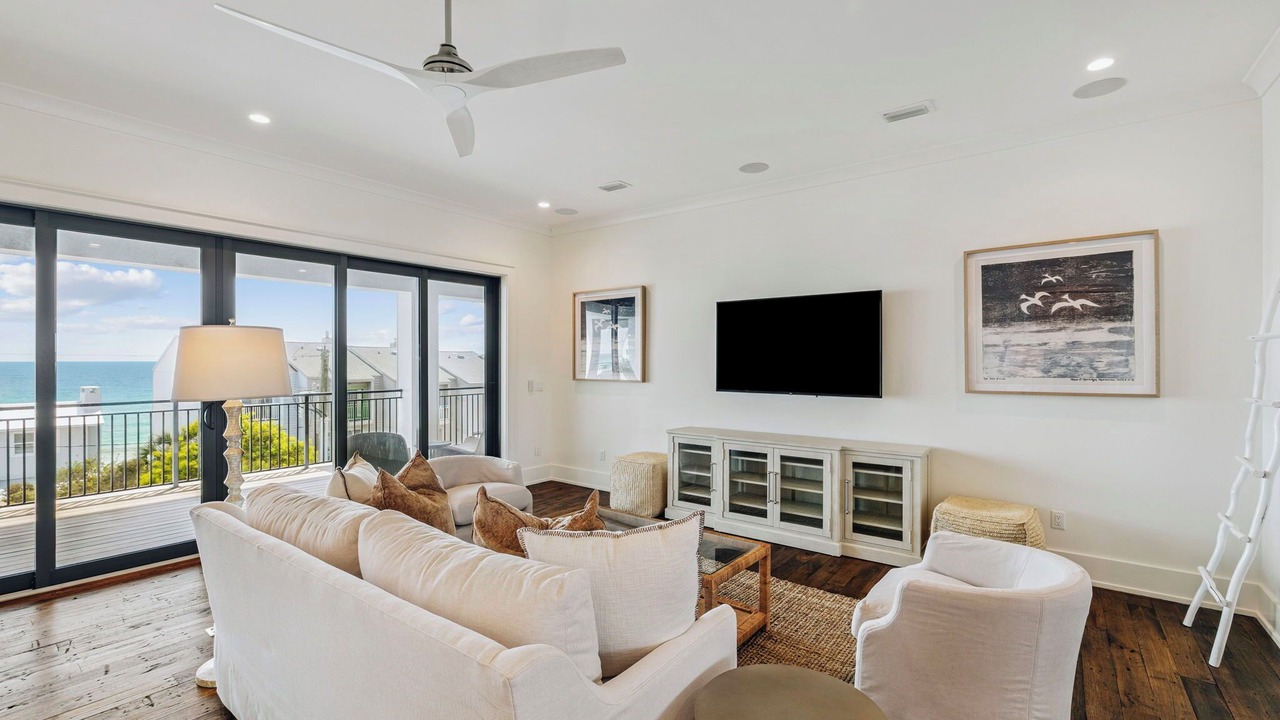 Photo of Bedroom in Seagrove Beach