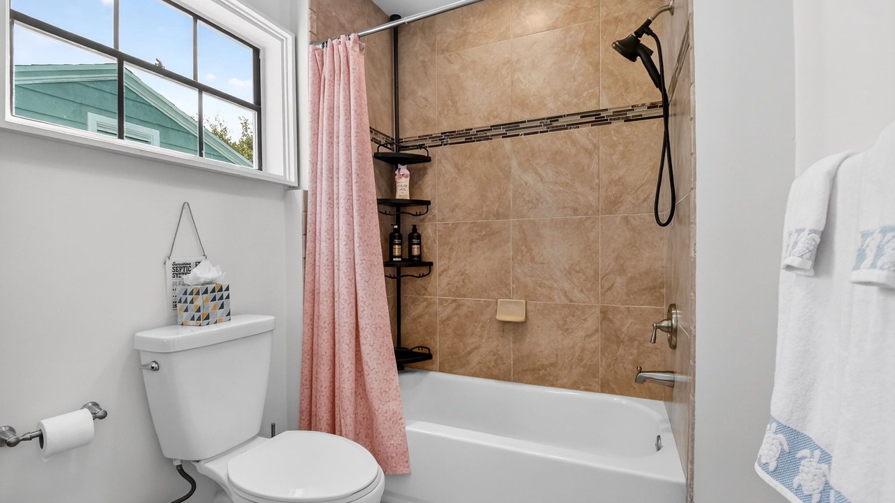 Photo of Bathroom in Parrot Cove