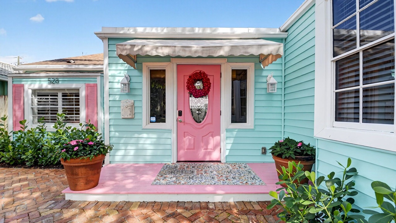 Photo of Outdoor in Parrot Cove