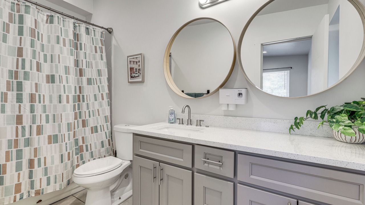 Photo of Bathroom in Northside