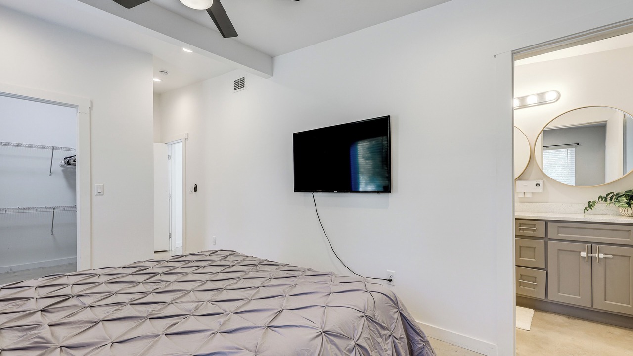 Photo of Bedroom in Northside