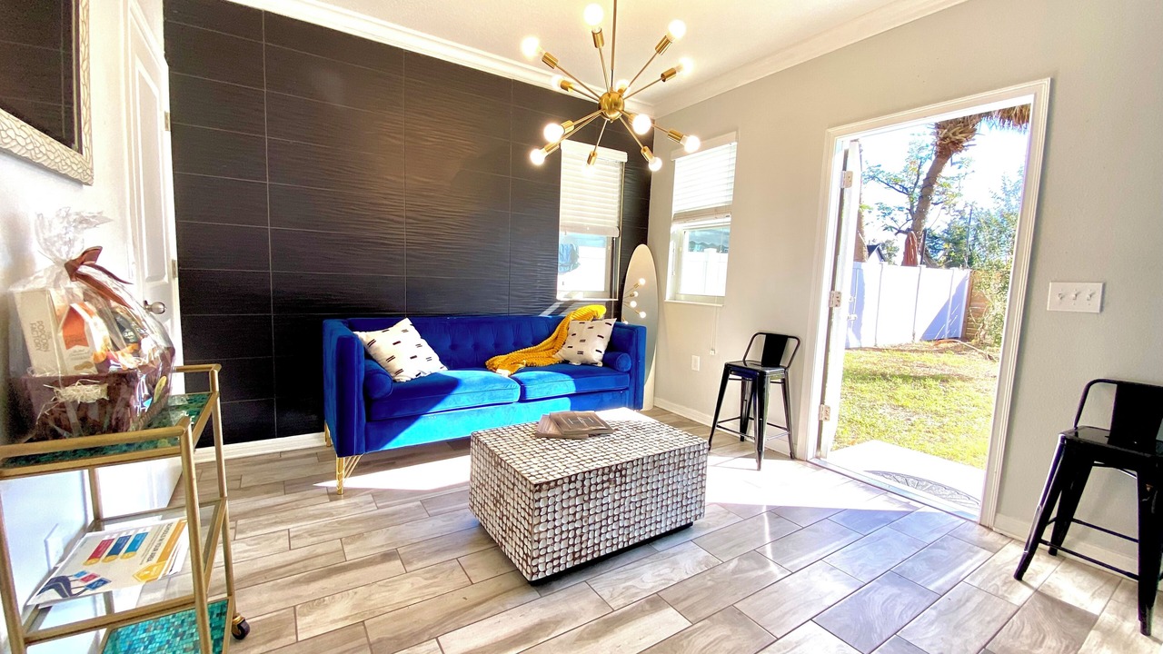 Photo of Livingroom in East Tampa