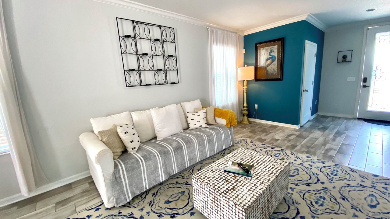 Photo of Livingroom in East Tampa