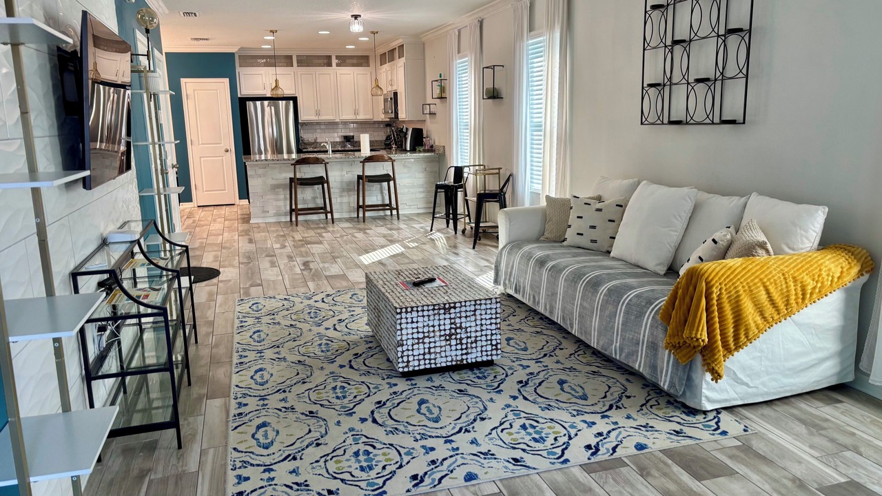 Photo of Livingroom in East Tampa