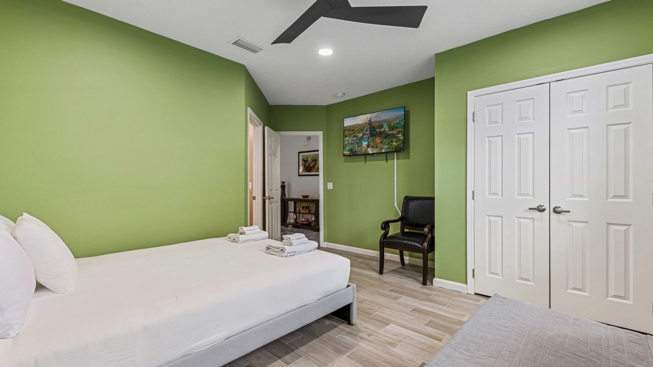 Photo of Bedroom in Buena Ventura Lakes