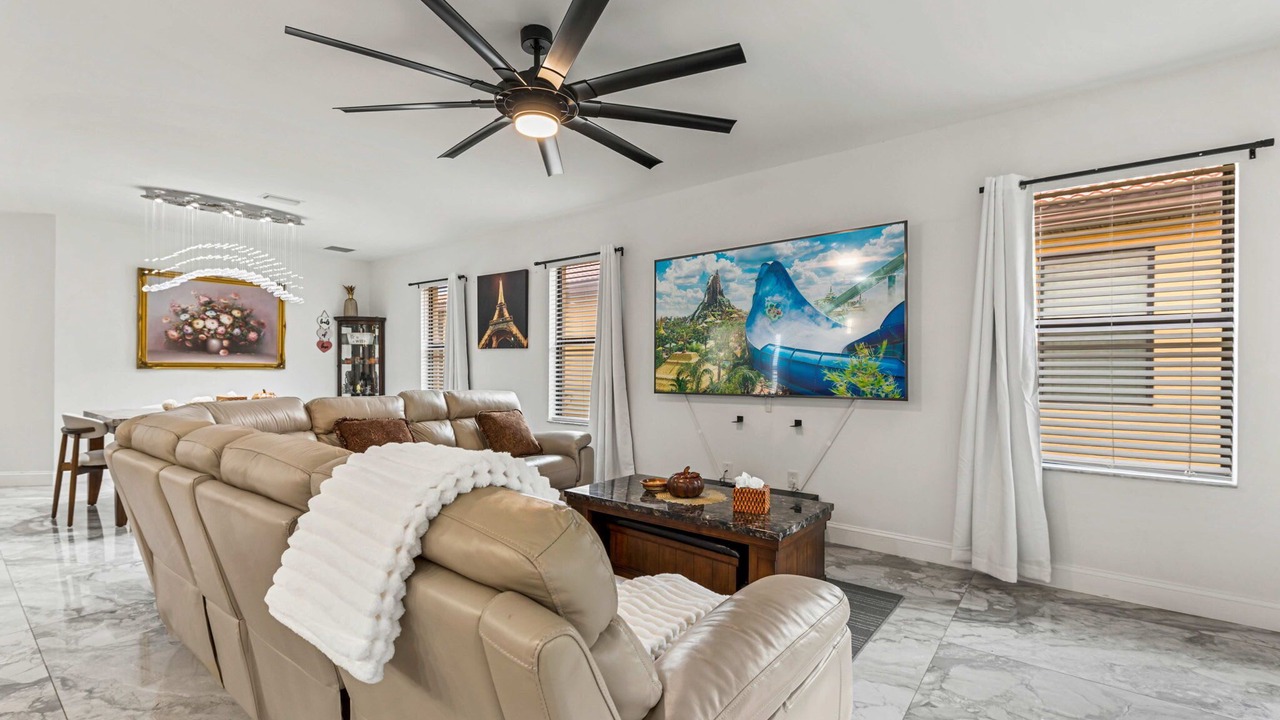 Photo of Livingroom in Buena Ventura Lakes