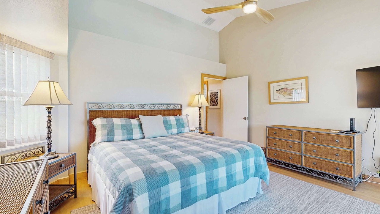 Photo of Bedroom in Bay Harbor Estates