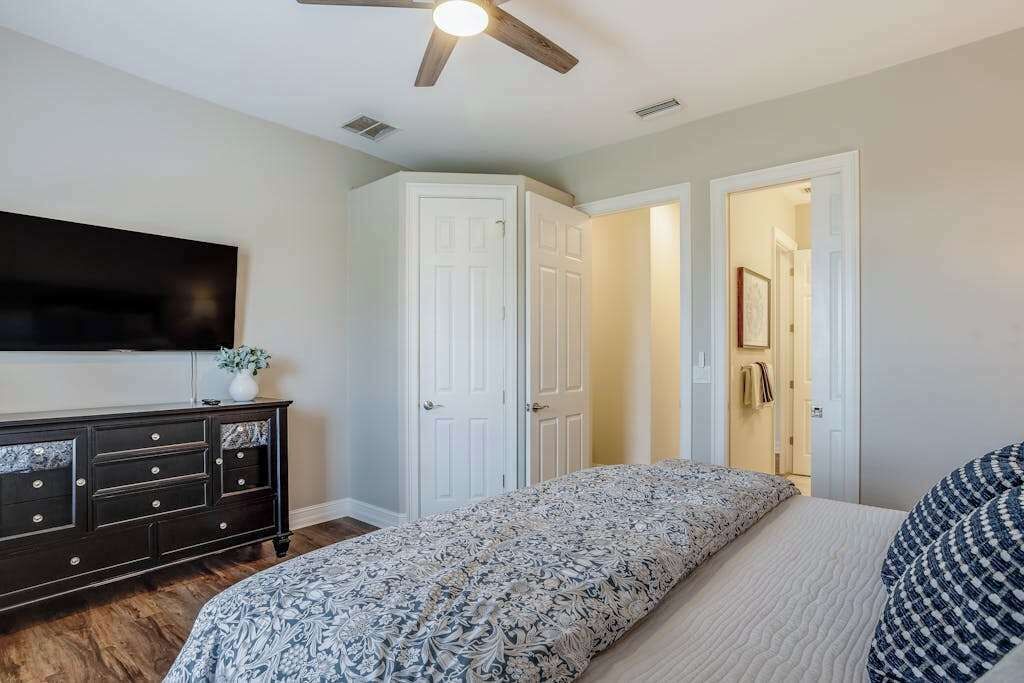 Photo of Bedroom in Burnt Store