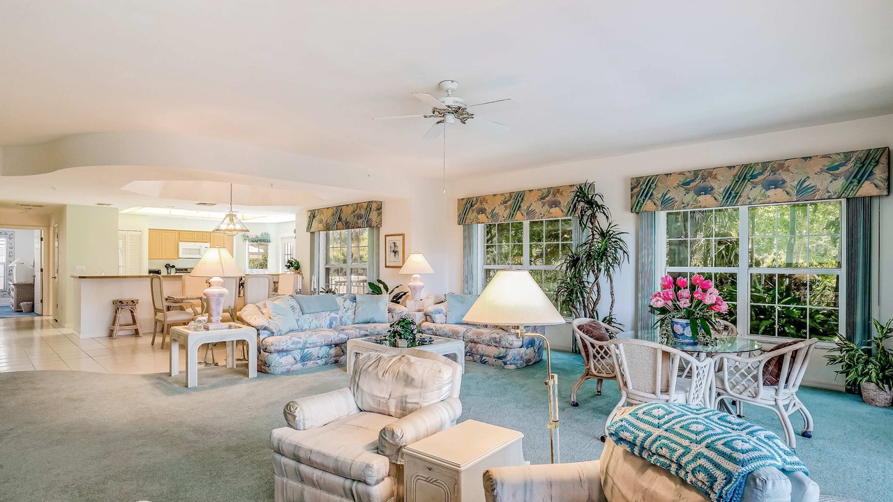 Photo of Livingroom in Bonita Bay