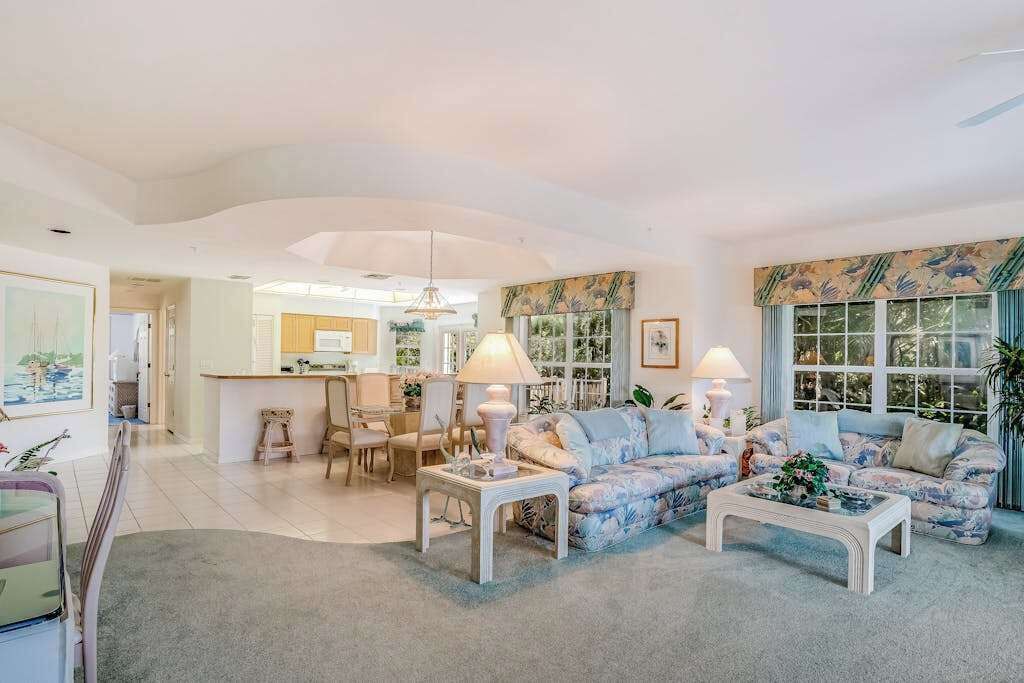 Photo of Livingroom in Bonita Bay