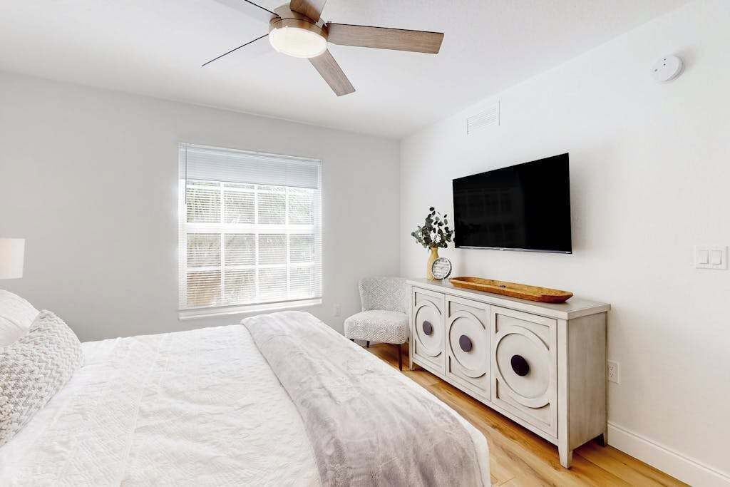 Photo of Bedroom in Winkler