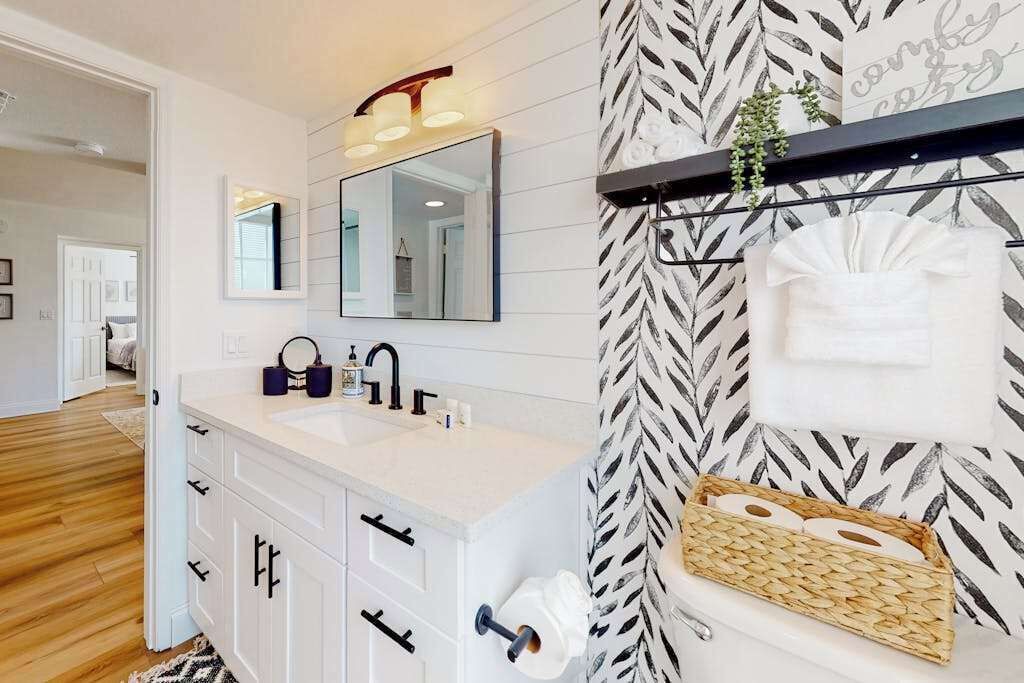 Photo of Bathroom in Winkler
