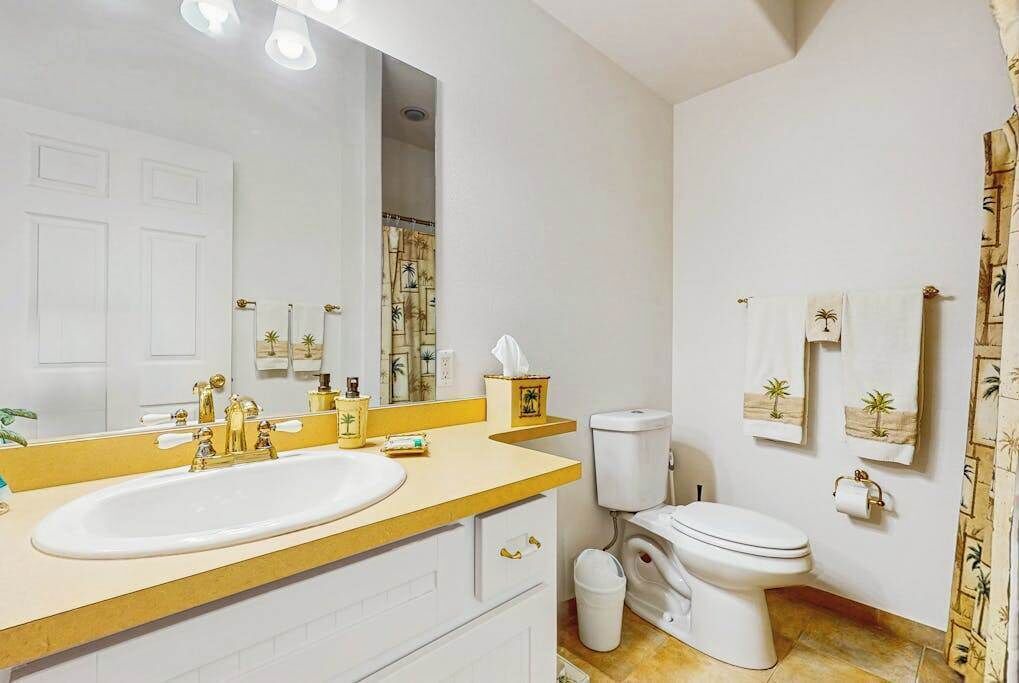 Photo of Bathroom in Englewood South