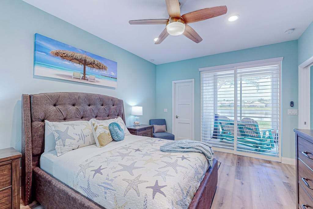 Photo of Bedroom in Cypress Lake