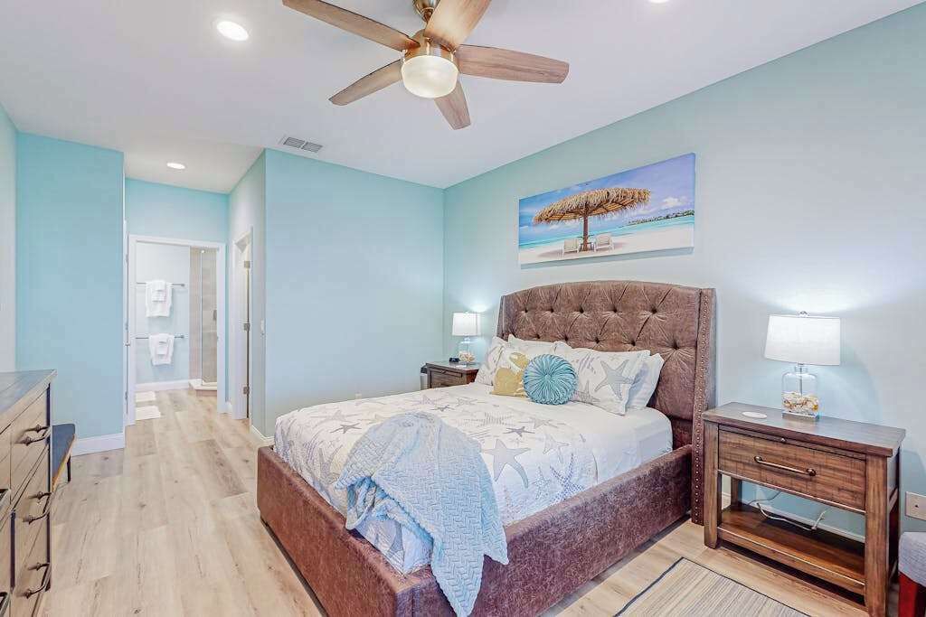 Photo of Bedroom in Cypress Lake