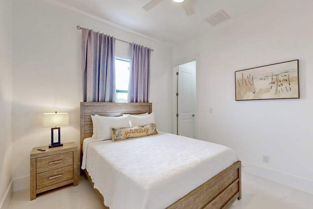 Photo of Bedroom in Diplomat