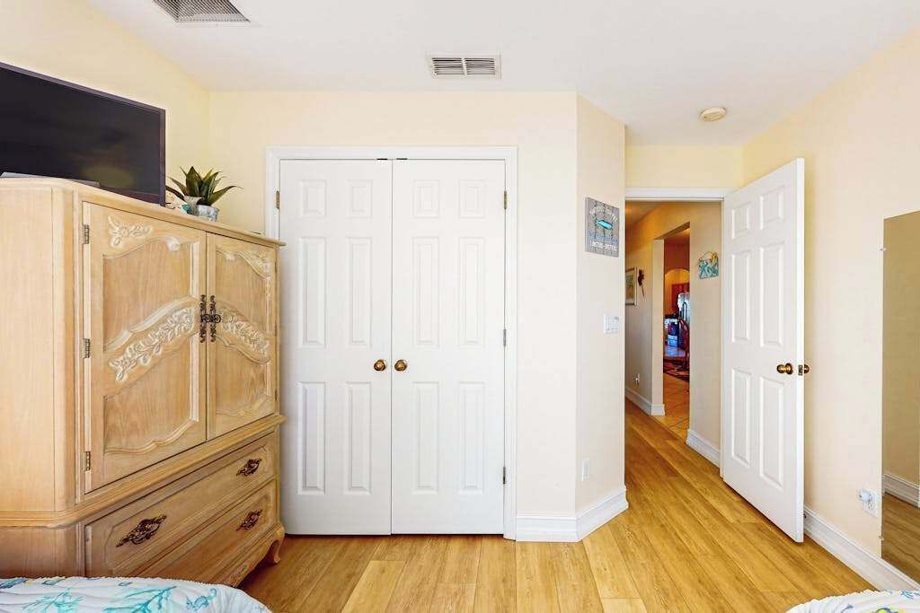 Photo of Bedroom in Beachwalk Isles