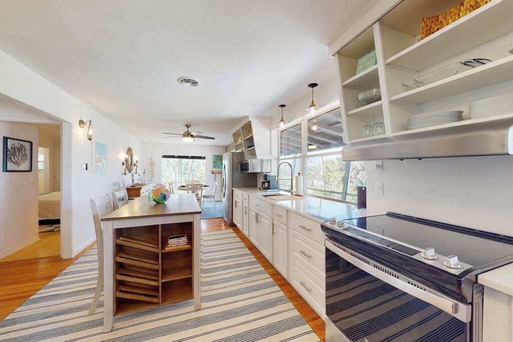 Photo of Kitchen in Palm Island