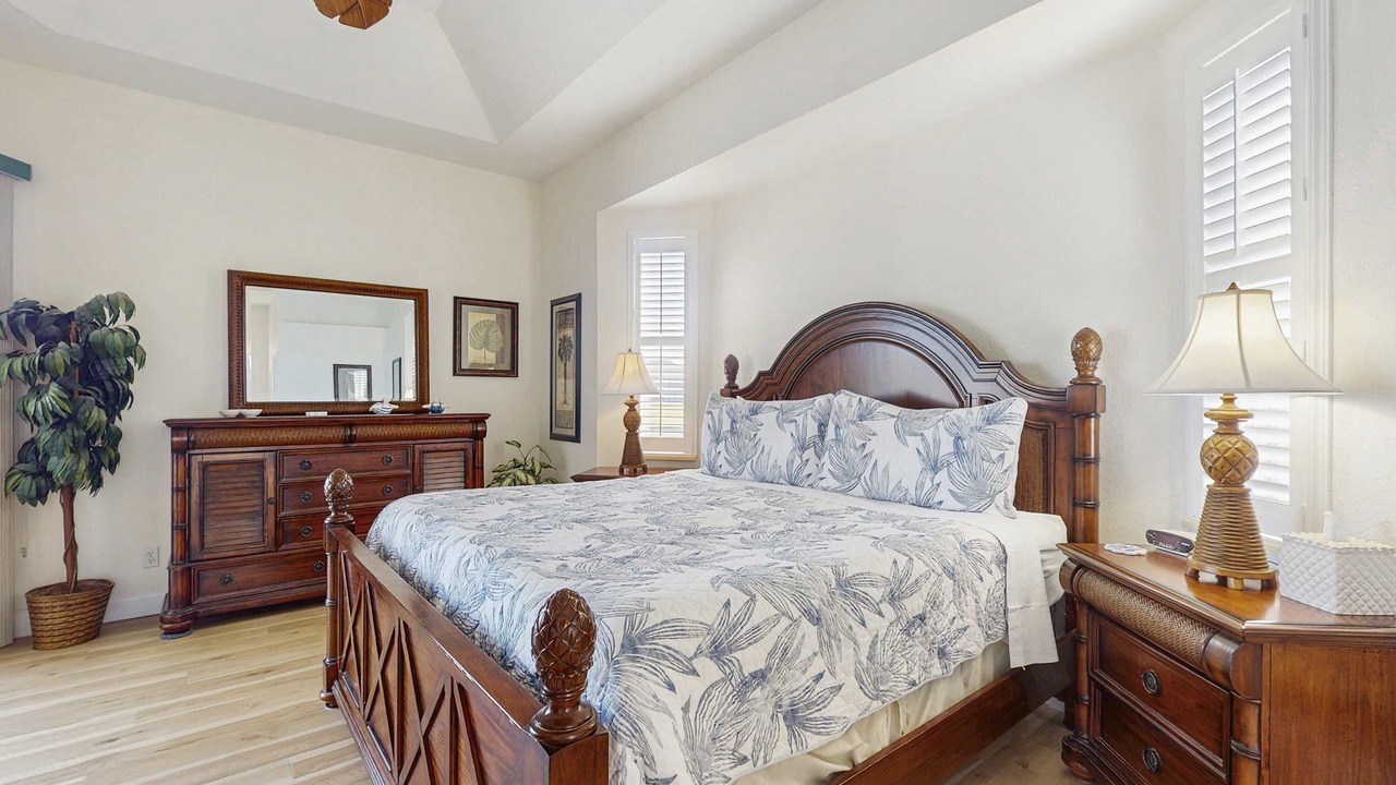 Photo of Bedroom in South Gulf Cove