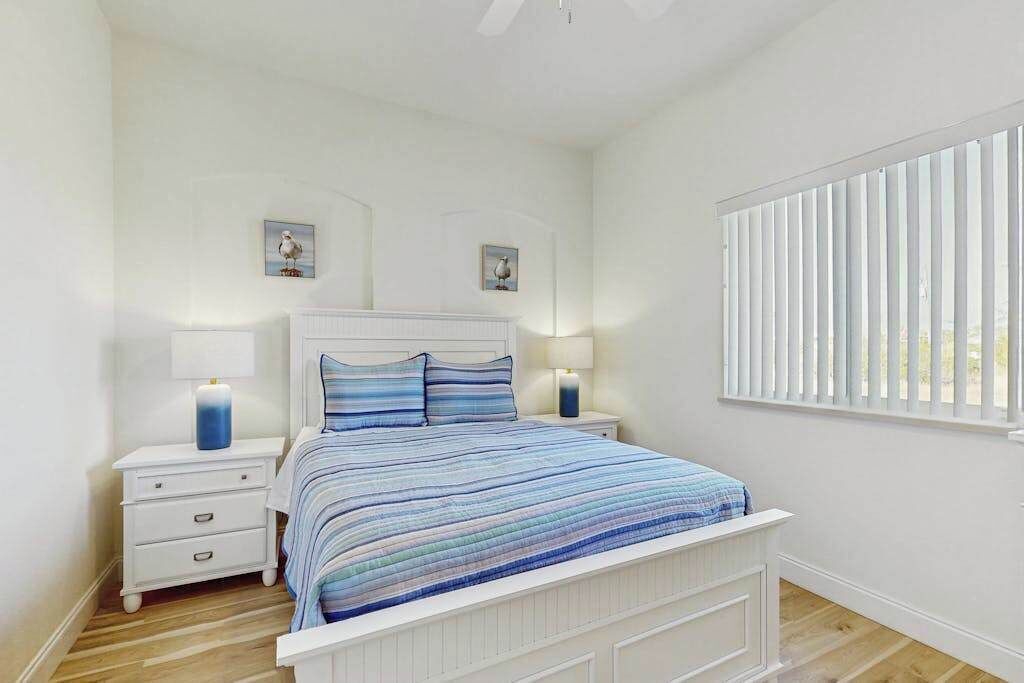 Photo of Bedroom in South Gulf Cove