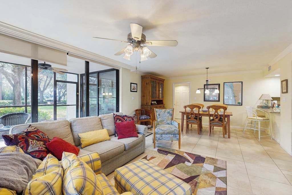 Photo of Livingroom in Bonita Bay