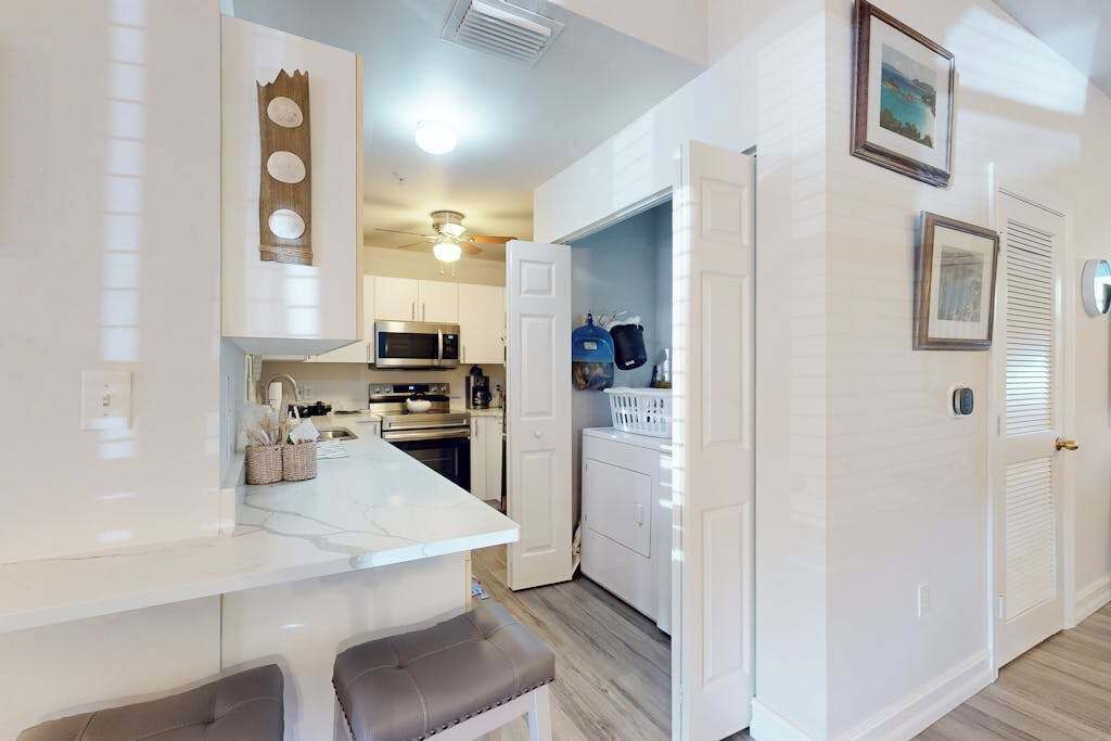 Photo of Kitchen in Vanderbilt Beach