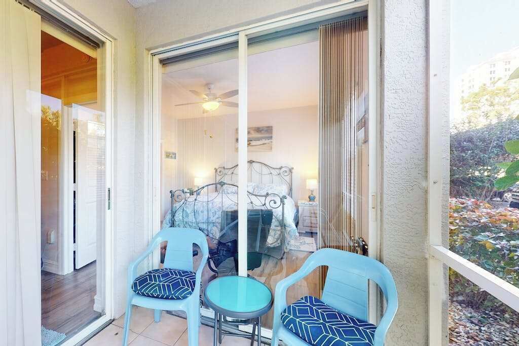 Photo of Patio Balcony in Vanderbilt Beach