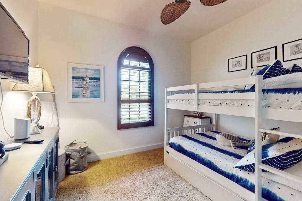 Photo of Bedroom in The Majors