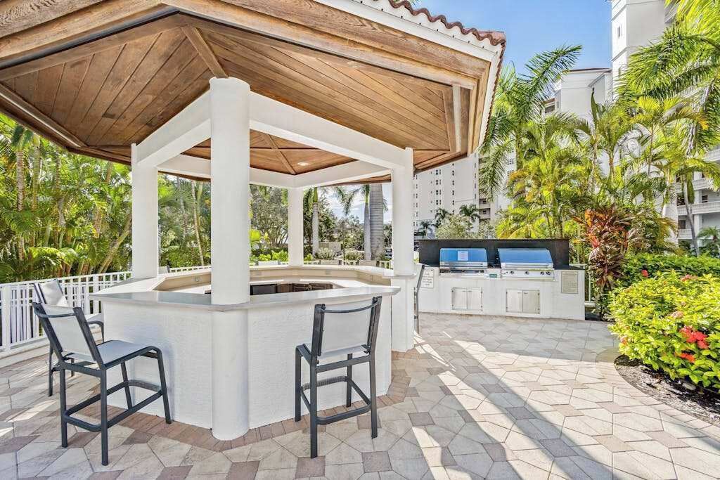 Photo of Patio Balcony in Vanderbilt Beach