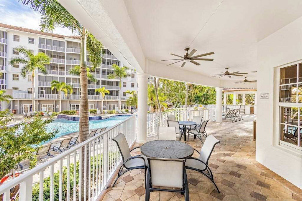 Photo of Outdoor in Vanderbilt Beach