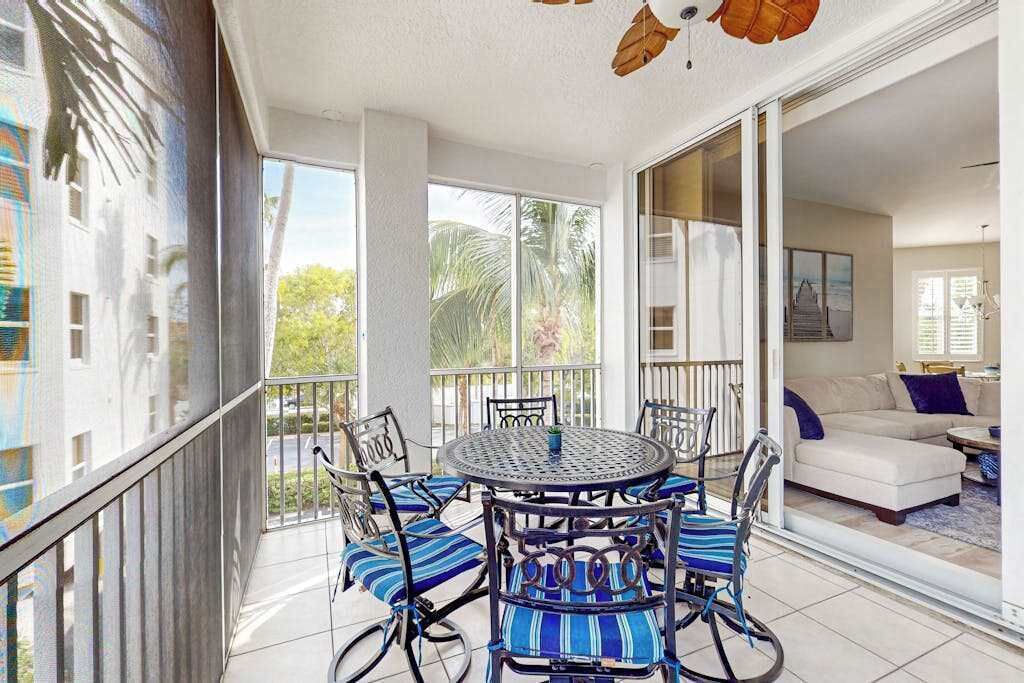 Photo of Outdoor in Vanderbilt Beach