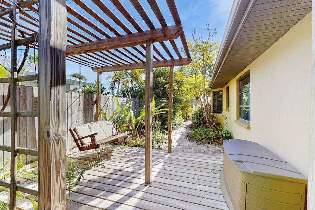 Photo of Patio Balcony in Englewood East