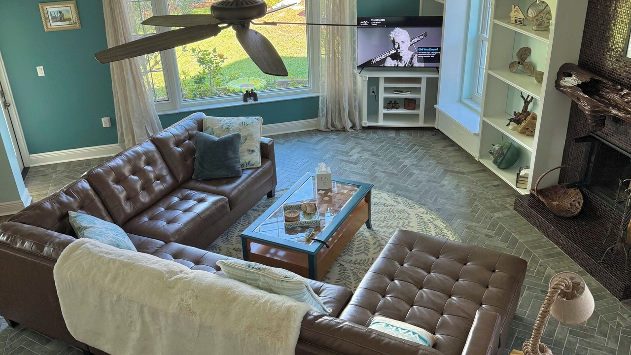 Photo of Livingroom in Tarpon Springs