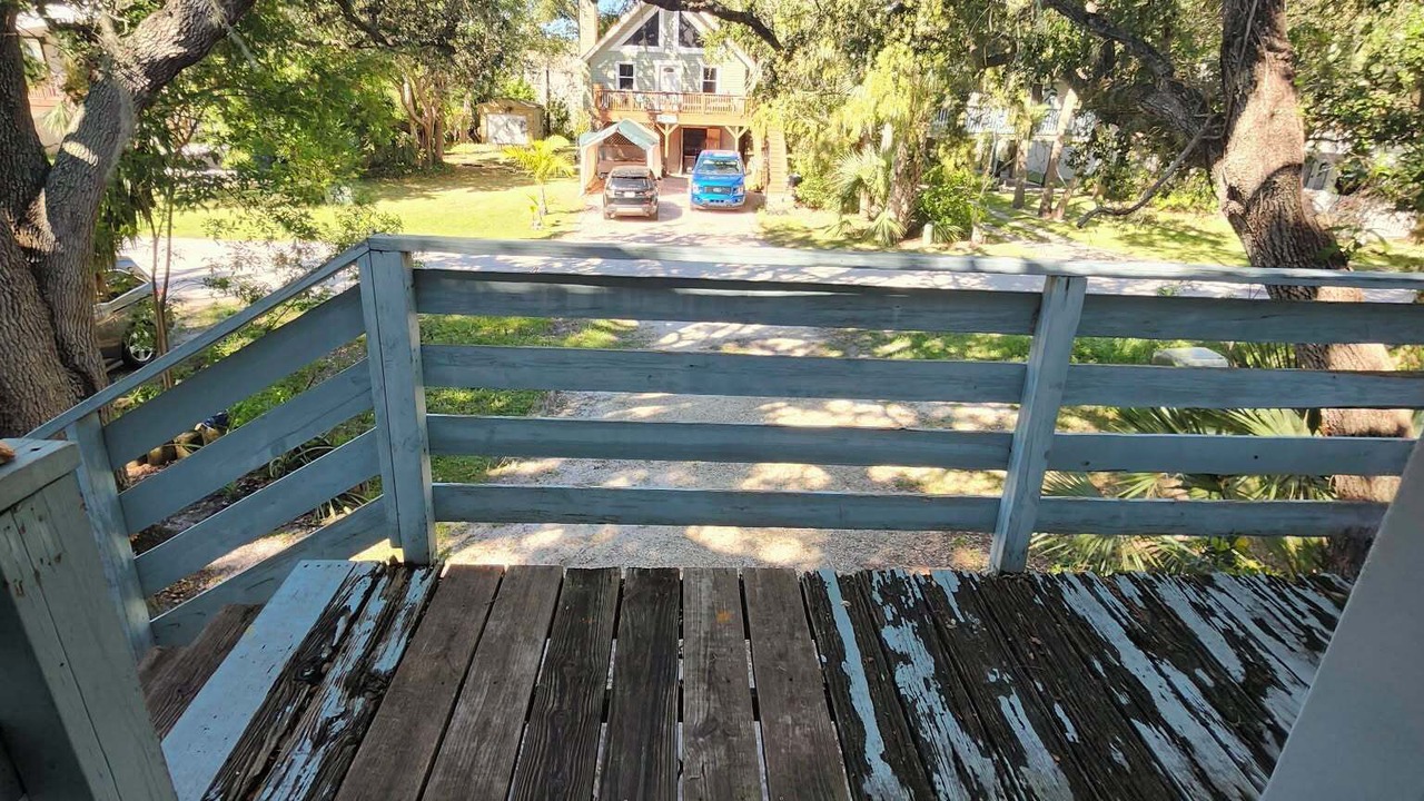 Photo of Patio Balcony in Crystal Beach
