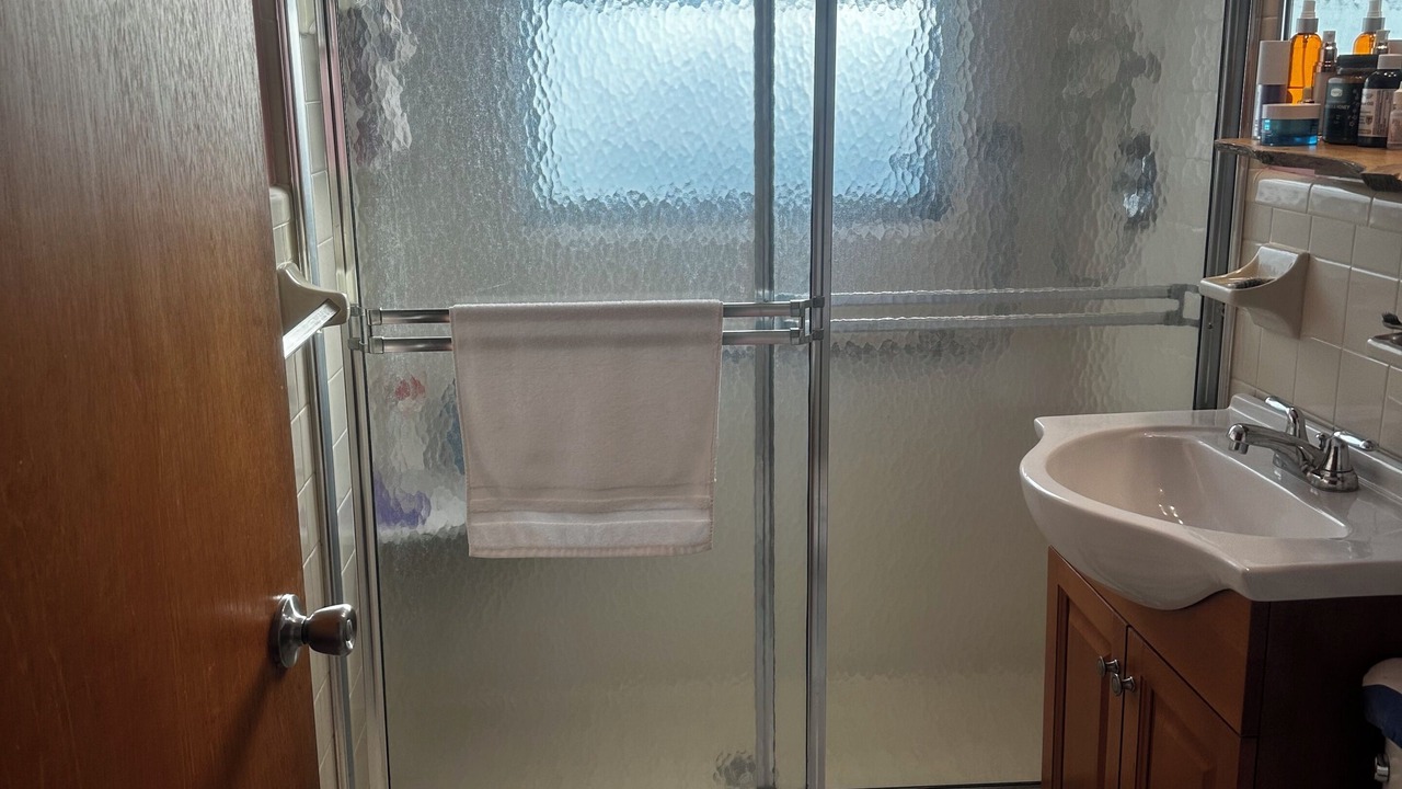 Photo of Bathroom in Edgewater