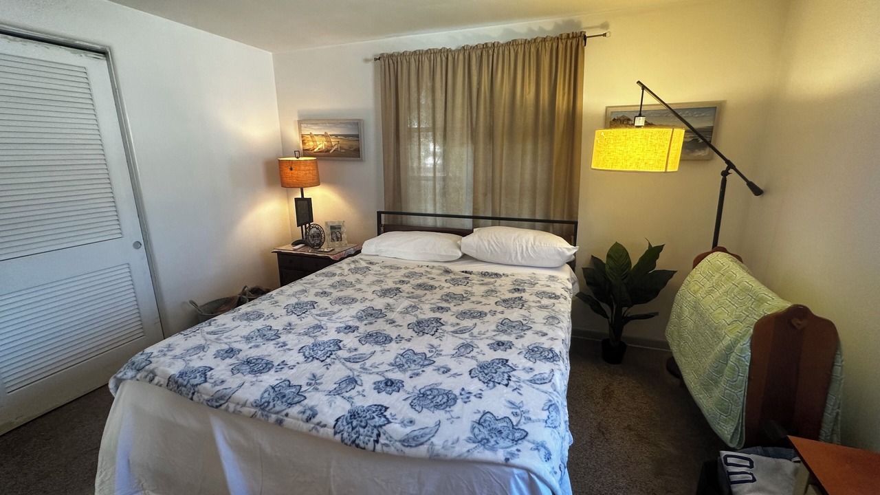Photo of Bedroom in Edgewater