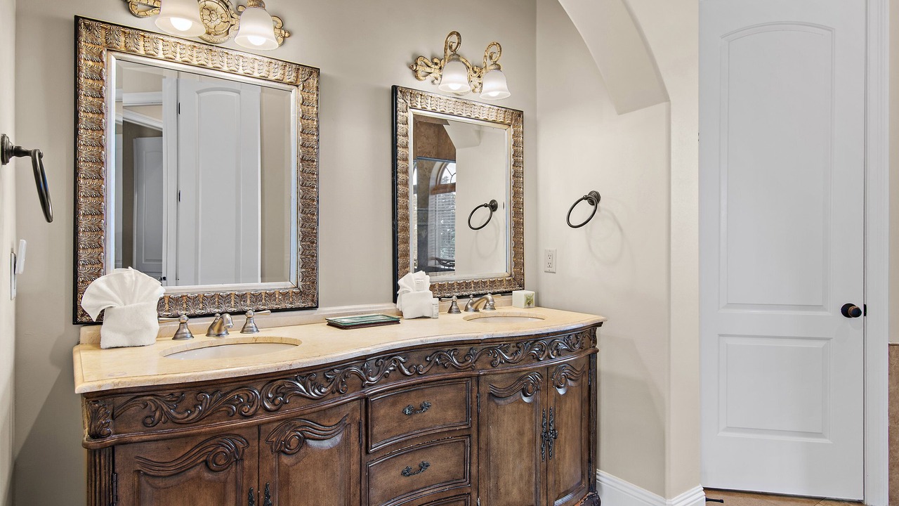 Photo of Bathroom in St. Tropez