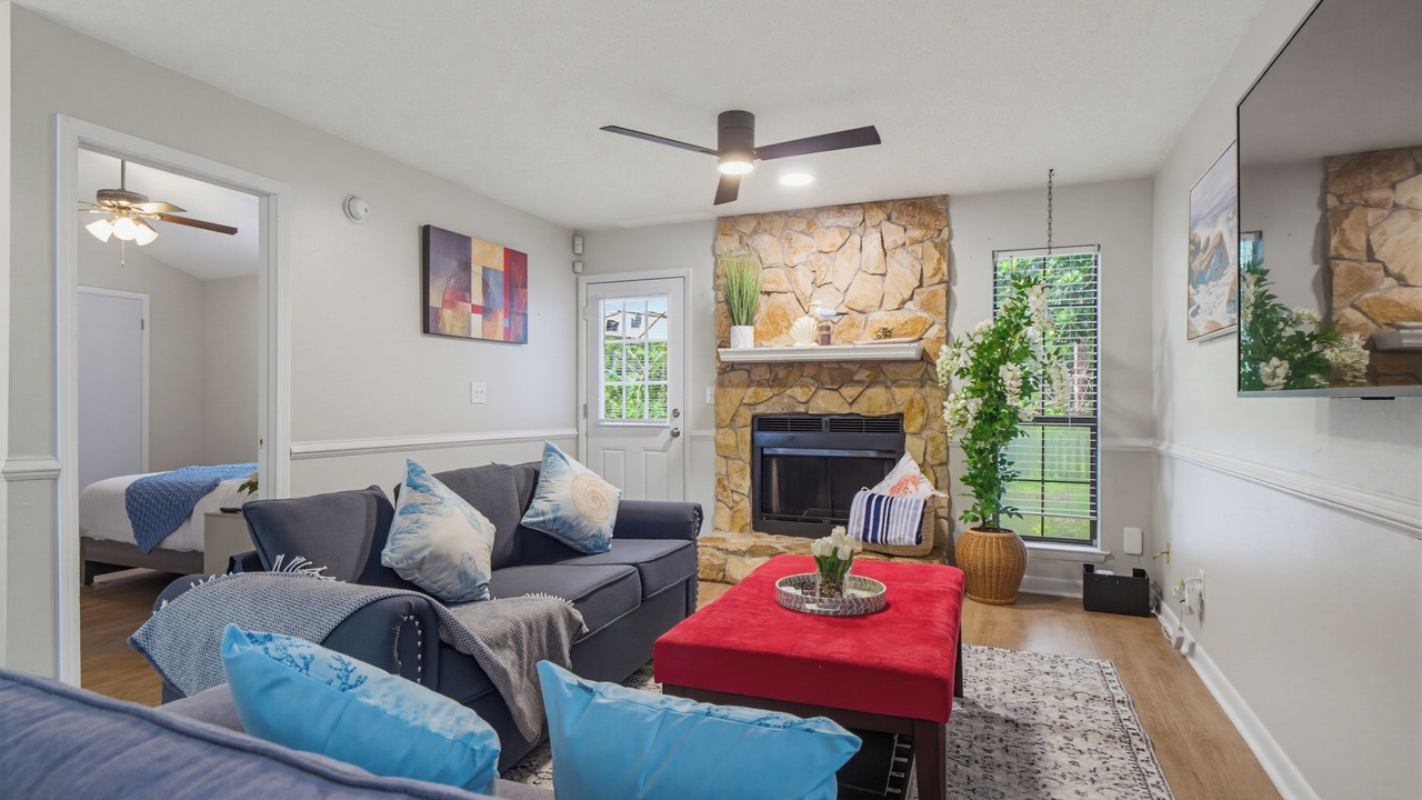Photo of Livingroom in Wright