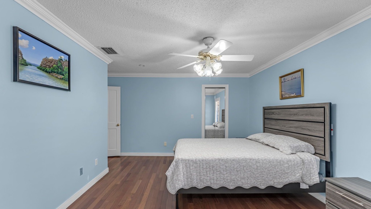 Photo of Bedroom in Fontainebleau