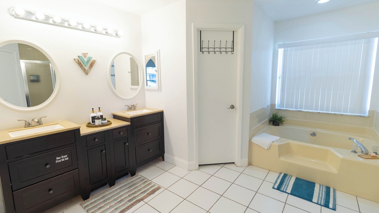 Photo of Bathroom in Indian Ridge