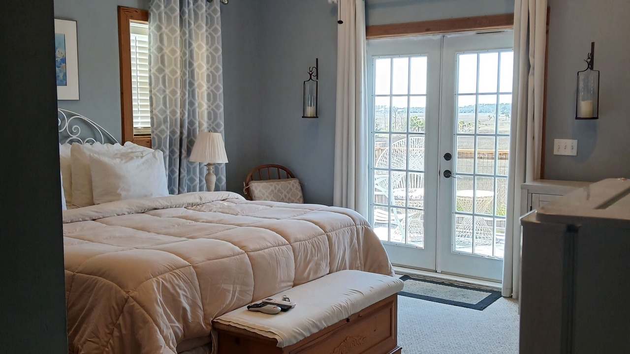 Photo of Bedroom in Salem