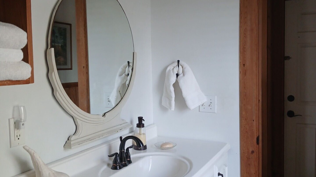 Photo of Bathroom in Salem